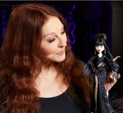 ​Spooky Mistress – Elvira by Mattel Creations