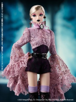 FR: Nippon Nightshade Misaki - ​Preview of New Doll by Integrity Toys